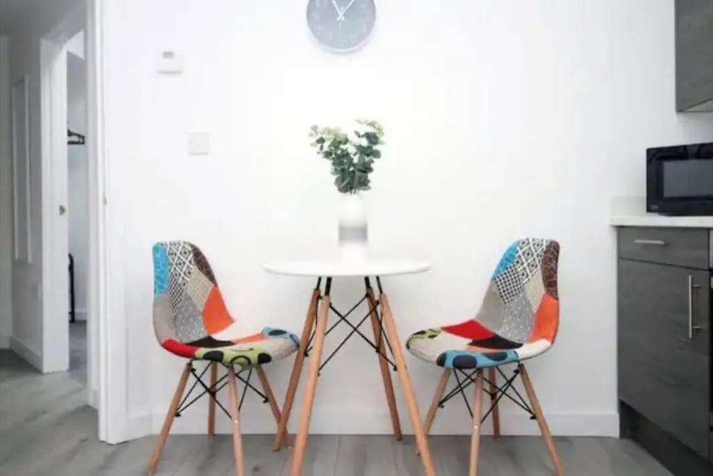Апартаменты Luxury Redefined:Cardiff 1-Bed Великобритания